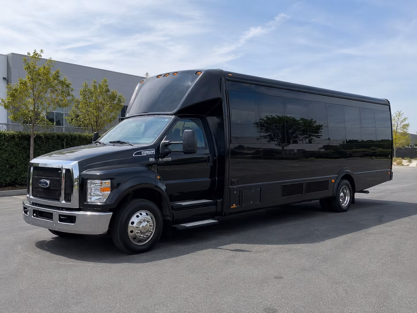 visalia party bus